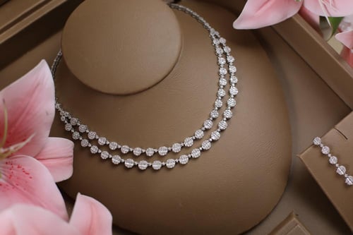 طقم مميز - دورين