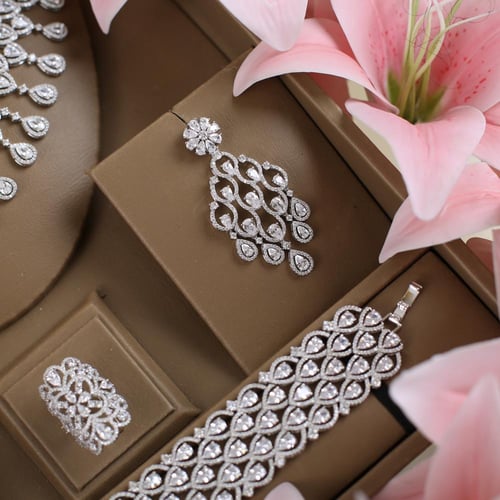 طقم دقة الالماس