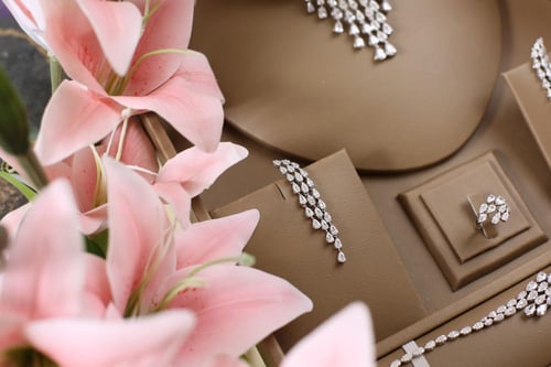 تشوكر مذهلة