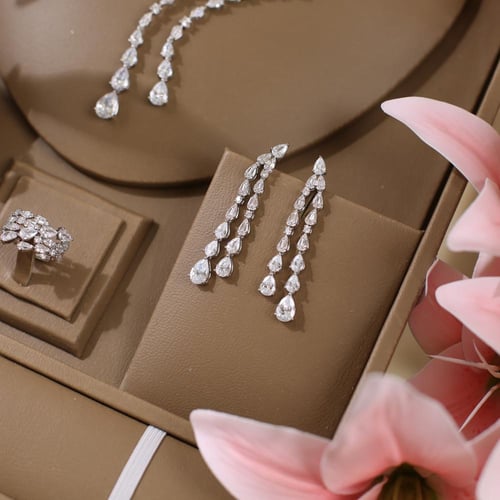 طقم مذهلة -دقة الماس