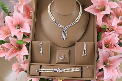 طقم لولو مع زركون