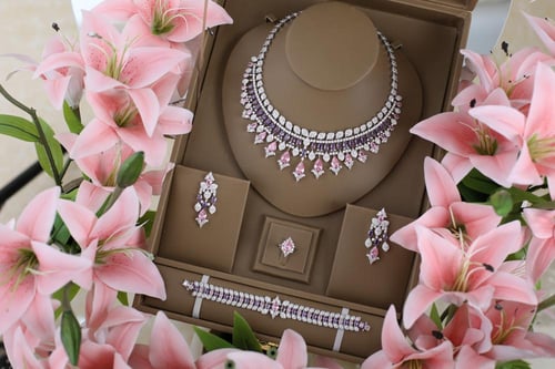 بنفسجي وردي دقه الالماس