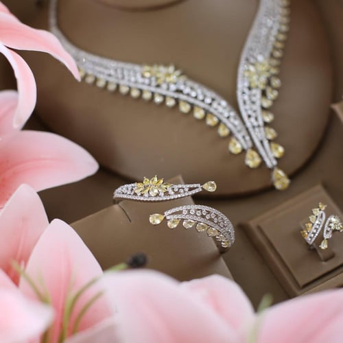 طقم الفخامة - اصفر