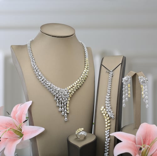 طقم ثلاث الوان