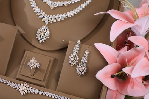 طقم مكس وفضى