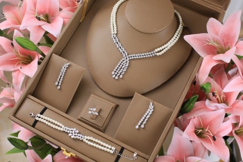 طقم لولو مع زركون