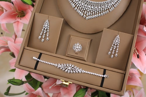 طقم دقة الالماس