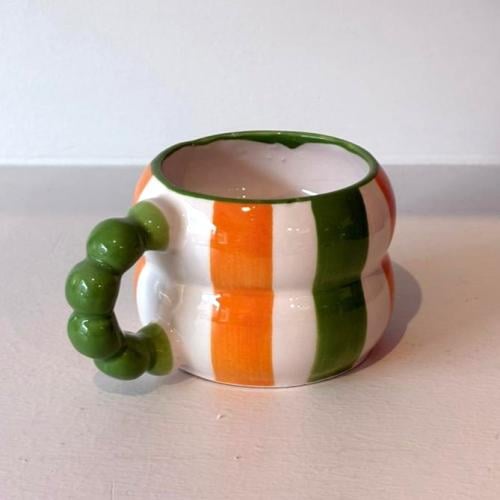 The round cup - green and orange