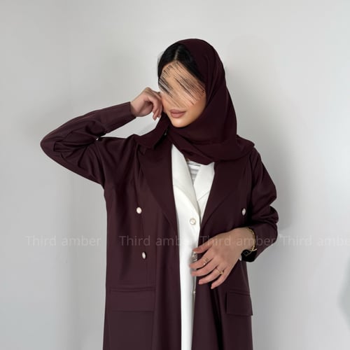 كيان ، عباية بقصة رسمية