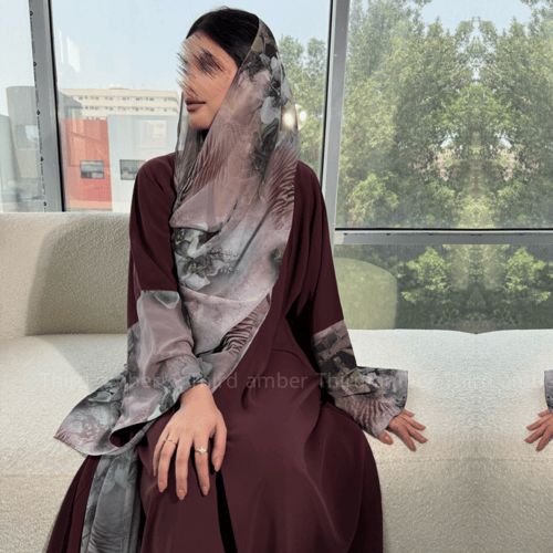 ملك ، عباية سفر صيفية