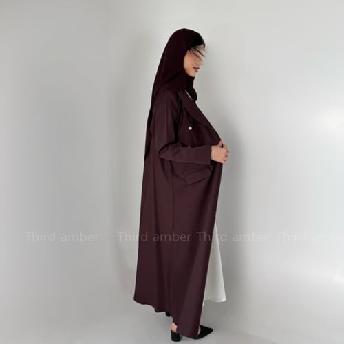 كيان ، عباية بقصة رسمية