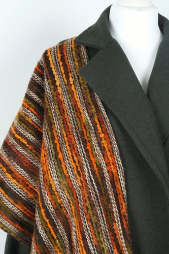 عبايه شتويه زيتي