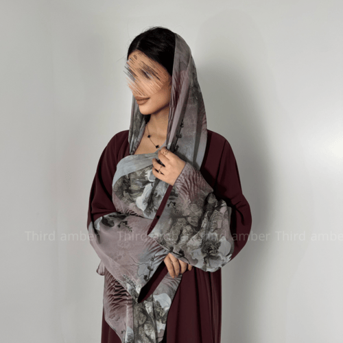 ملك ، عباية سفر صيفية