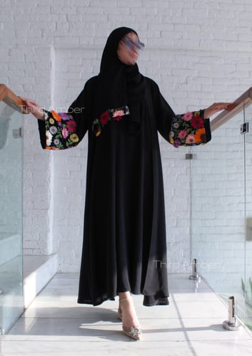 عباية الورد