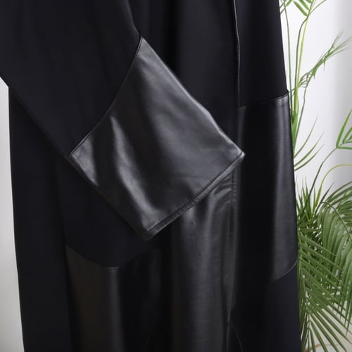 عبايه شتويه كلوش جلد