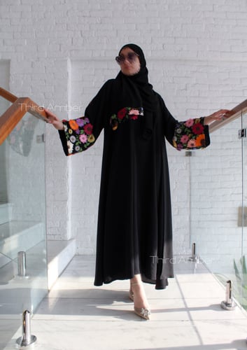 عباية الورد