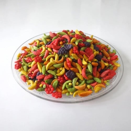 فواكه مجففه للطيور الكبيره