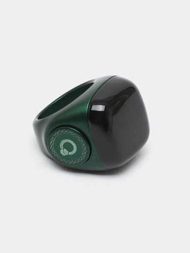 خاتم تسبيح ذكي بتقنية OLED