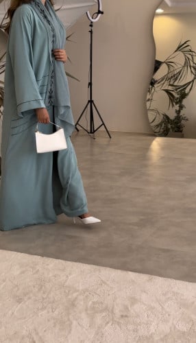 عباية تيفاني