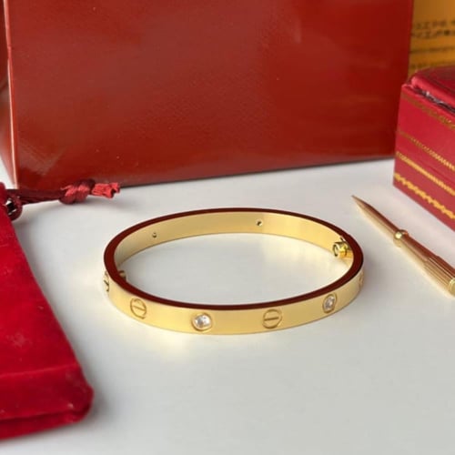 سوار مع مفك