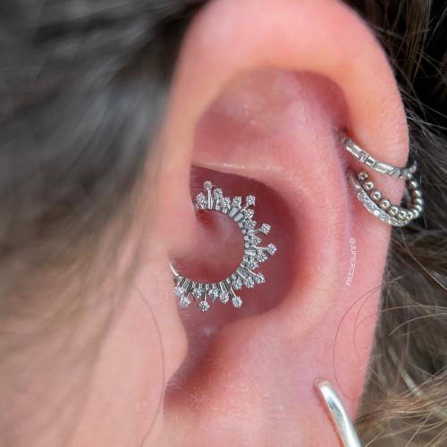 حلقه بكريستالات النجوم