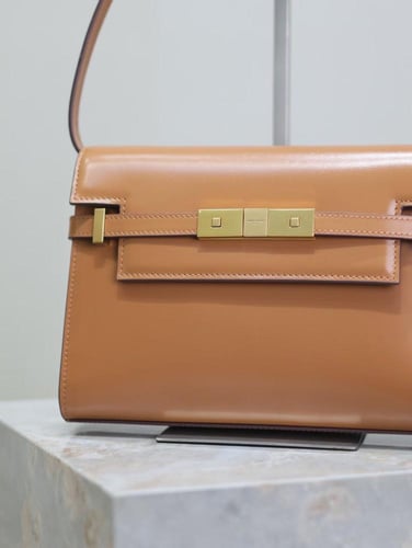 شنطة سان لوران 24X17,5cm