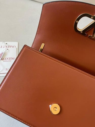 شنطة فالنتينو .24cm 16cm