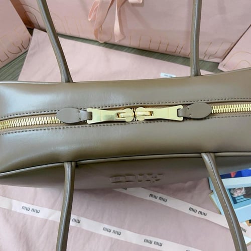 شنطة ميو ميو 34cm