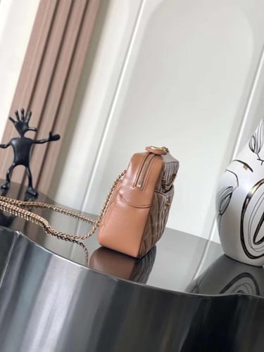 شانيل بني 24cm