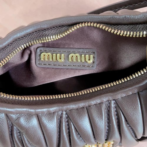 شنطة ميو ميو 18cm