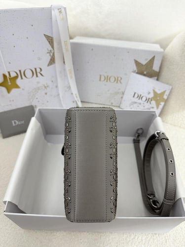 ايدي ديور رمادي 20cm