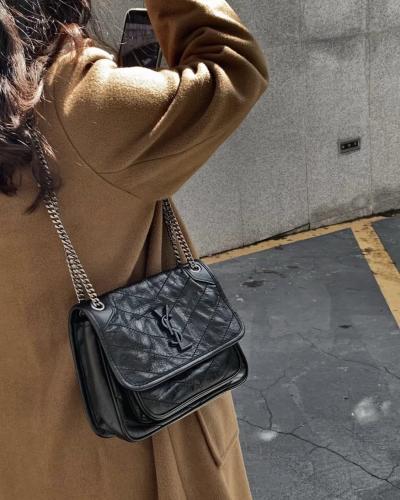 شنطة سان لوران 22cm 16cm