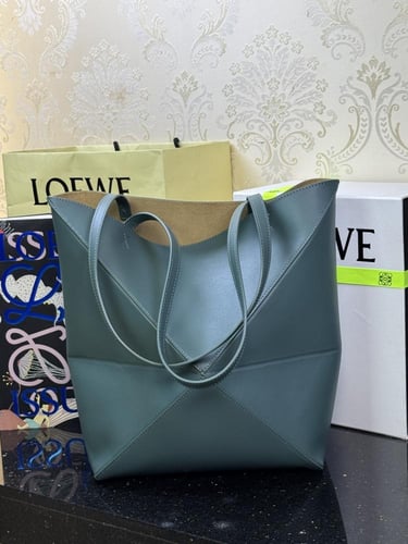 شنطة 31.5cm LOEWE