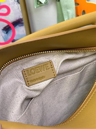 شنطة puzzle 24cm LOEWE