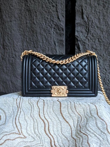 شانيل Leboy اسود