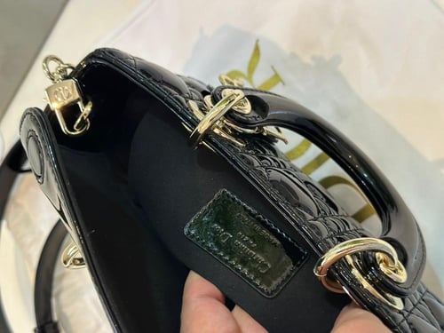 جوي ديور اسود