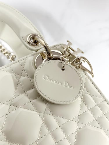ليدي ديور ابيض 17cm mini