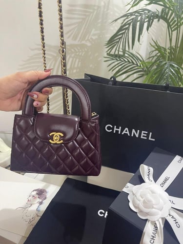 شنطة شانيل عنابي