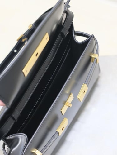 شنطة سان لوران 24X17,5cm