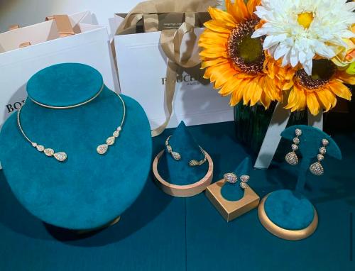 طقم برشوون ذهب واللماس