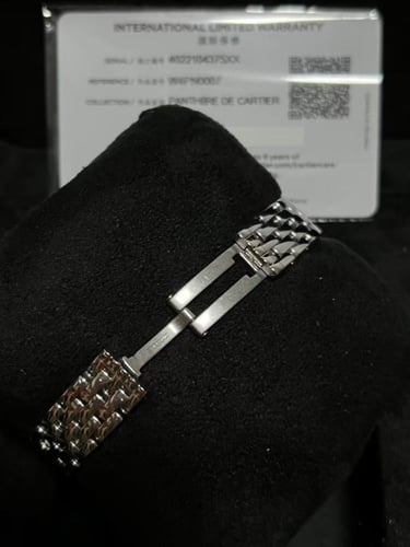 ساعة بانثر 22cm