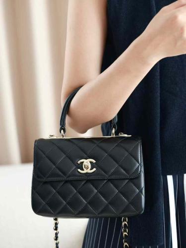 شنطة شانيل trendy