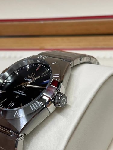 ساعة اوميقا