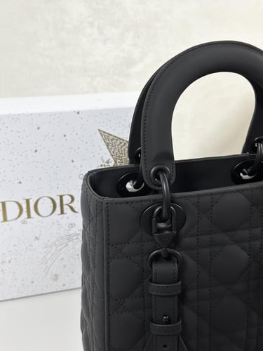 ايدي ديور اسود 20cm