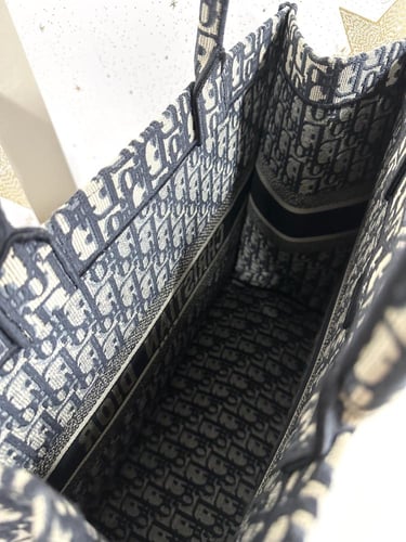 Dior Booktoti 41,5cm