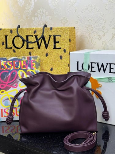 شنطة LOEWE
