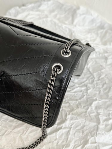 شنطة سان لوران 22cm 16cm