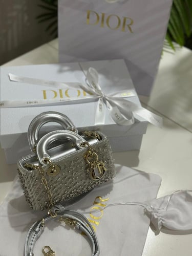 شنطة ديور جوي شك