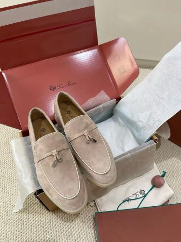 شوز لوربيانا