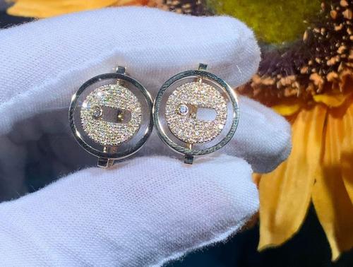 حاق مسيكا ذهب و الماس